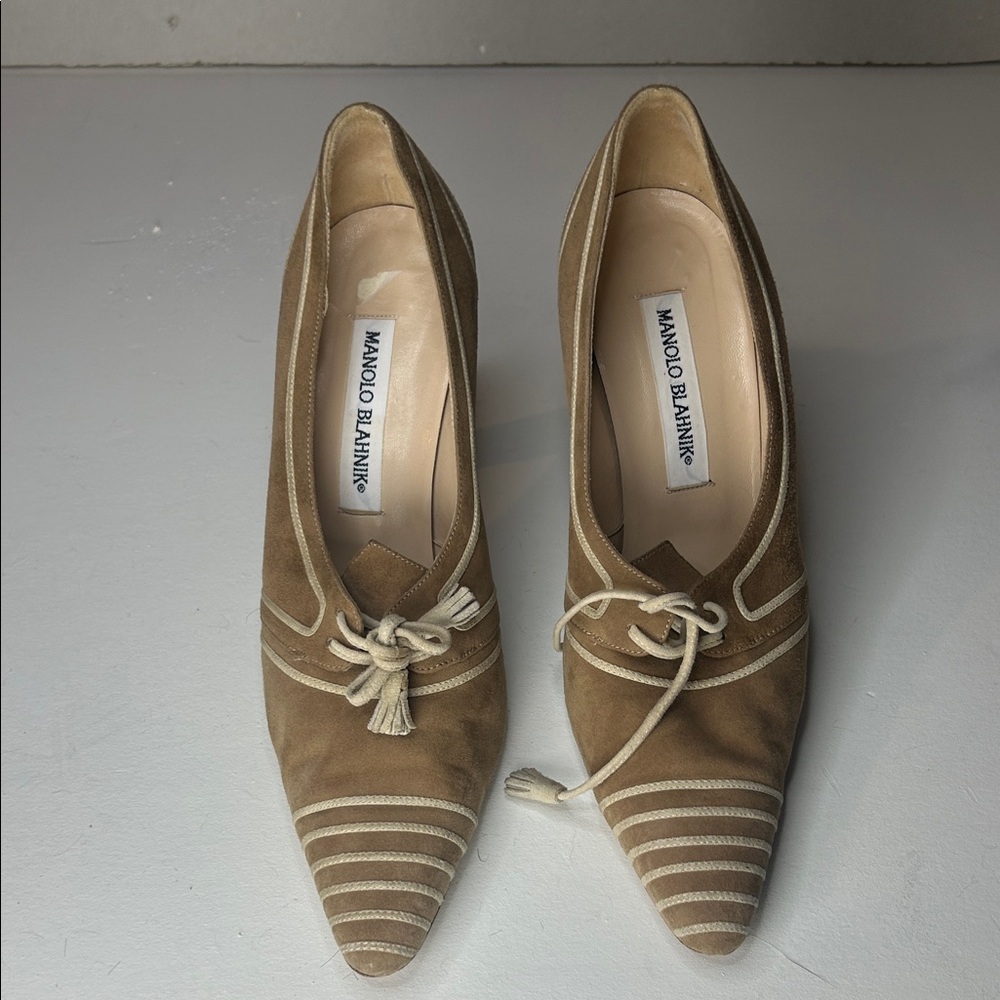 Manolo Blahnik Tan and Cream Heels